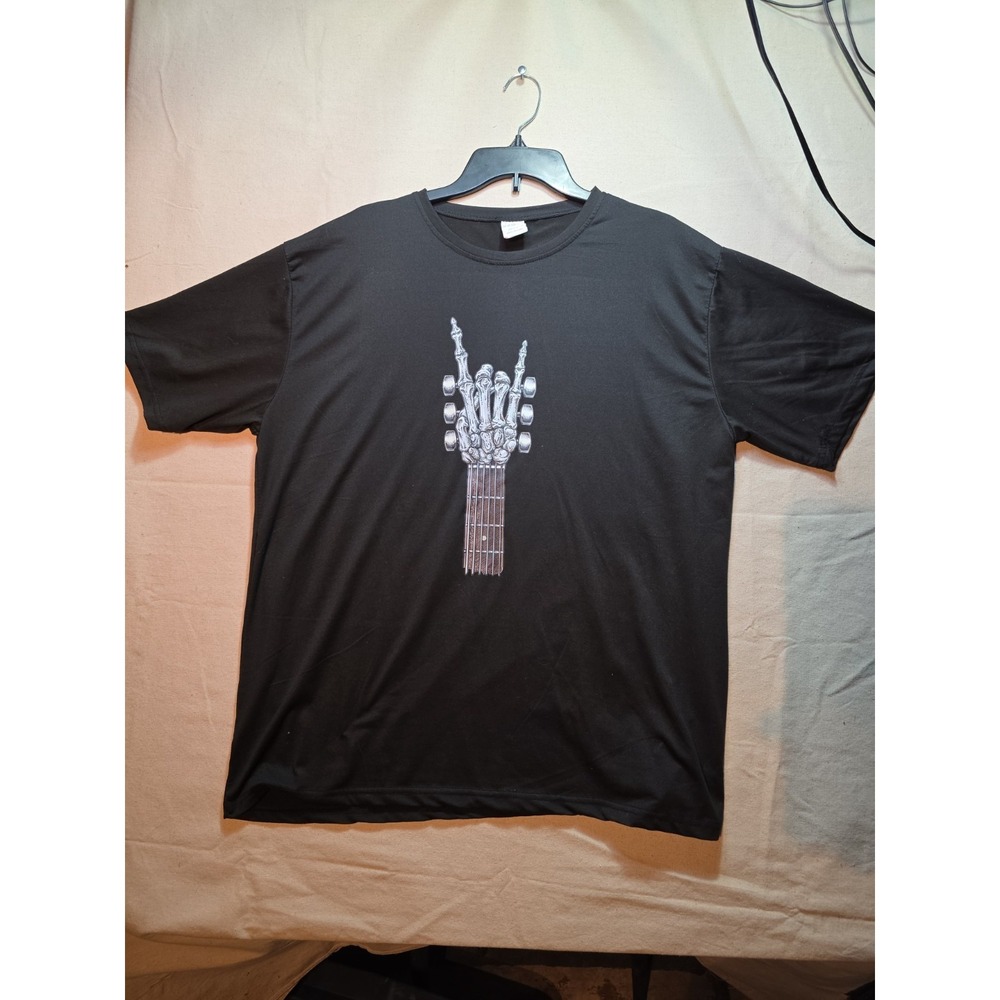 ROCK AND ROLL GUITAR SKULLY ARM T SHIRT
